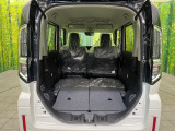 普段のお買い物や通勤、送迎等に十分な荷室スペースを確保しております。セカンドシートを倒すと、大きな荷物の積載も可能です♪