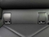 弊社お客様より頂いた下取車やデモカーが在庫の殆どを占めています。車の経歴や整備記録が分かり、ご安心してお車をお選び頂ける正規ディーラーならではのラインナップでございます。