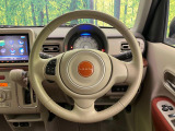 【純正革巻きステアリング】上質な革を使用することで、手にしっかり馴染みとても運転しやすいハンドルです♪