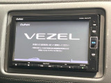 【純正ナビ】人気の純正ナビを装備。オーディオ機能も充実しており、Bluetooth接続すればお持ちのスマホやMP3プレイヤーの音楽を再生可能!毎日の運転がさらに楽しくなります!!