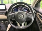 【ステアリングスイッチ】運転中、前方から目線をそらすことなく、オーディオ等の操作が可能な便利機能!安心&快適なドライブを演出してくれます♪