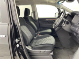 【8人乗り】ゆったりとした座り心地と、車内を広々と使える快適性に長けているので、快適な時間をお過ごしいただけます!