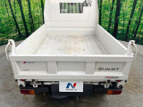 積み下ろしのしやすいデッキにはたっぷりと荷物を積み込んでいただけます。遊びから仕事まで、様々なシーンで頼れます♪