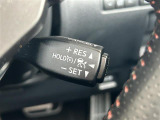 【クルーズコントロール】高速道路や自動車専用道路を走行中にドライバーが設定した速度で、アクセルペダルを踏まなくても、一定の車速で走行してくれます!