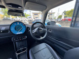 内外装ともきれいな状態です。