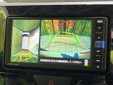 【パノラマモニター】専用のカメラにより、上から見下ろしたような視点で360度クルマの周囲を確認することができます☆死角部分も確認しやすく、狭い場所での切り返しや駐車もスムーズに行えます。