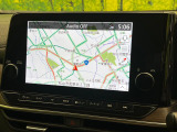 【メーカー純正ナビ】インテリアに溶け込むスタイリッシュな「専用設計」メーカーナビを装備♪視認性や操作性など基本性能にも優れ、より上質なカーライフをお楽しみいただけます。