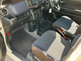 お車のメンテナンスには、メンテナンスパックをおススメしております、定期的に行って頂くオイル交換や点検、こちらをまとめてお値段をお安くしたパッケージ商品となります。