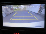 バックガイドモニターで、後方を確認しながら安心して駐車することができます。運転初心者も熟練者も必須の機能ですよ!