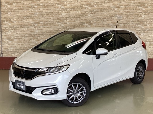 フィット1.3 13G L ホンダセンシング 4WD