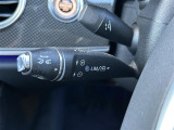 【オートライト(AUTO)】外の明るさをシステムが感知して、自動でヘッドライトが点灯します!ヘッドライトをつけ忘れを防ぐ便利機能です。