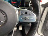 こちらの車両は「メルセデス・ベンツあざみ野」にて展示中でございます。営業時間は10:00〜18:00、年末年始以外定休日はございません。お問合せはフリーダイヤルもしくは045-904-1484までお気軽にご連絡ください。