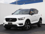 ボルボ XC40 B4 AWD Rデザイン 4WD