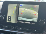 死角になりやすい左前部をモニターすることが可能です