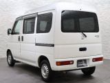 当店の展示車は、プロの業者にボディーの磨き、ルームクリーニングを依頼していますので、とてもきれいです!!ぜひ、見にいらしてください!