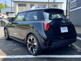 MINI正規ディーラーの血統書付認定中古車。皆様のご相談お待ちしております。