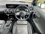 Aクラスセダン A200d 本革シート サンルーフ