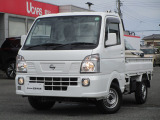 NT100クリッパートラック4WD入荷になりました。別にスタッドレスタイヤも4本御座います