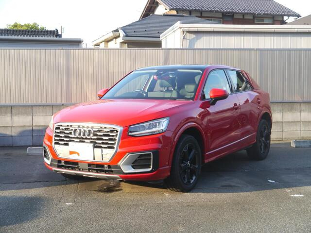 Q2 1.0 TFSI スポーツ 