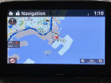 いまや必須装備「ナビゲーション」搭載!知らない場所にスイスイッとドライブ。もう、これなしではハンドルを握れませんね!でも運転中の操作は危険ですのでご注意ですね☆