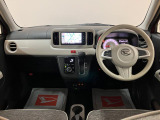 インパネ全体!!視界も良好で運転し易い♪小回りが利くから、運転が苦手でも狭い路地や駐車場でも運転しやすいですよ◎