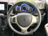 【ステアリングスイッチ】運転中、前方から目線をそらすことなく、オーディオ等の操作が可能な便利機能!安心&快適なドライブを演出してくれます♪