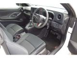 フルオートA/C、パイオニアディスプレイオーディオCarplay付、バックカメラ