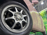 弊社では、全車『修復歴なし』のお車のみ取り扱っております。専任バイヤーによる厳選した仕入れの後、入庫後の車両チェックを行い、ネクステージが認定した高品質な中古車をご提供しております。