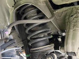 お車を安心してお乗りいただく為には、足回りの定期点検が欠かせません。サービスサポート(有償保証)では無料点検もご提供しており、安心のカーライフをお過ごしいただけるサポート体制が整っています。