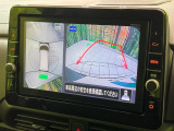 【アラウンドビューモニター】専用のカメラにより、上から見下ろしたような視点で360度クルマの周囲を確認することができます☆死角部分も確認しやすく、狭い場所での切り返しや駐車もスムーズに行えます。