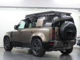 1Fは当社が展開する『トライアンフ横浜港北』 1F駐車場より2Fへお上がりくださいませ。