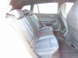 ISOFIX(イソフィックス)基準適合チャイルドシート固定装置!!安心楽々で対応チャイルドシートが取付できます。