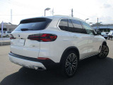 BMWプレミアムセレクション前橋では、高年式低走行モデルからMモデル、年式が経ちなかなかディーラーでは見かけないモデルまで幅広いラインナップで認定中古車を取り扱っております。品質に自信があります。