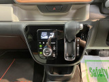 ダイハツディーラーでは「ダイハツ認定U-CAR」という基準を設け、車選びに詳しくないお客様でも「安心して選べる」をご提供しています。