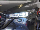 【LEDヘッドライト】省電力で長寿命の明るく運転しやすいLEDヘッドランプです。明るく照らすので暗い夜道からお客様を守ってくれます。お近くの広島マツダまでお越しください。