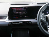 ◆iDriveを装備。操作系統をディスプレイから独立させることで、人間工学に基づいた最適な運転環境を実現しております。◆