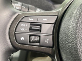 【ステアリングスイッチ】運転中、前方から目線をそらすことなく、オーディオ等の操作が可能な便利機能!安心&快適なドライブを演出してくれます♪