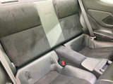 運転席側後部座席