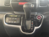 気になる車はすぐにお問い合わせください!画面右側の0066から始まる無料ダイヤルからお問い合わせ下さい!専門スタッフがお車のご質問にお答えいたします!