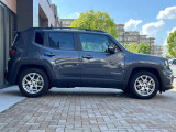 台形ホイールアーチもJeepの伝統の一つです。