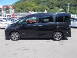 セレナ 1.2 e-POWER ハイウェイスター V 