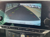 バックモニター付きで、夜道の車庫入れも安心してできます。
