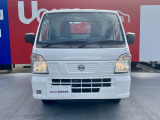 「タフで頼れる軽トラック、クリッパートラックDX 4WD。コンパクトながら四輪駆動で悪路も安心、毎日の仕事を力強くサポートします