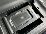 【おくだけ充電】スマートフォンなどをワイヤレスで充電が可能な大変便利な機能です。