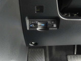 ETC!料金所も止まる事無くスイスイです!窓を開ける必要も無いので雨や花粉、排気ガスの浸入もありません!今や必需品ですネ!