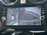 【アラウンドビューモニター】専用のカメラにより、上から見下ろしたような視点で360度クルマの周囲を確認することができます☆死角部分も確認しやすく、狭い場所での切り返しや駐車もスムーズに行えます。