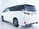 ★展示前点検実施★特殊な機材も用いて、全車点検を実施しております!