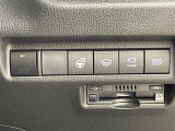 気になる車はすぐにお問い合わせください!画面右側の0066から始まる無料ダイヤルからお問い合わせ下さい!専門スタッフがお車のご質問にお答えいたします!