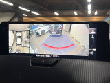 【360°ビューモニター】専用のカメラにより、上から見下ろしたような視点で360度クルマの周囲を確認することができます☆死角部分も確認しやすく、狭い場所での切り返しや駐車もスムーズに行えます。