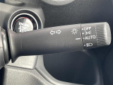 【オートライト(AUTO)】外の明るさをシステムが感知して、自動でヘッドライトが点灯します!ヘッドライトをつけ忘れを防ぐ便利機能です。